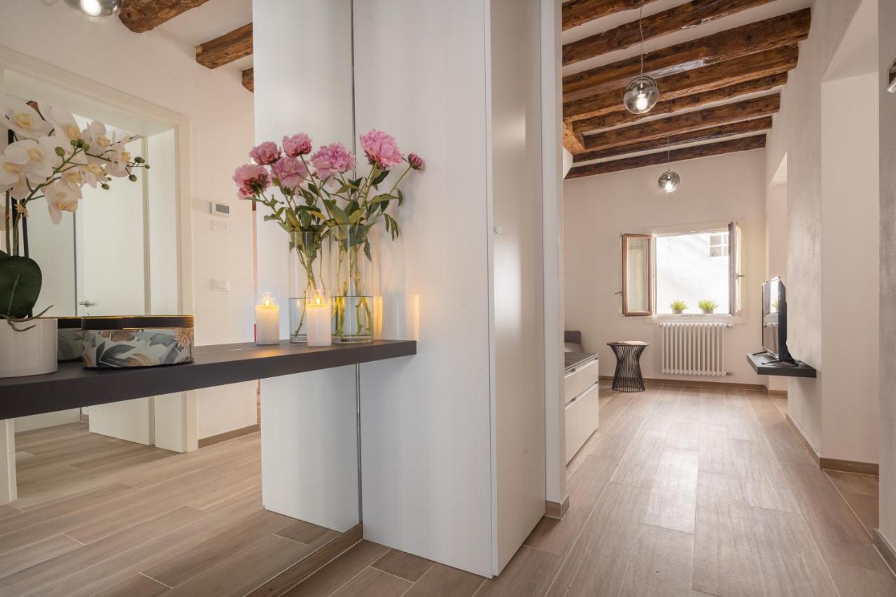 San Giacomo Dall'Orio Garden Apartment R&R Benátky Exteriér fotografie